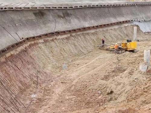 阿克苏基坑边坡加固